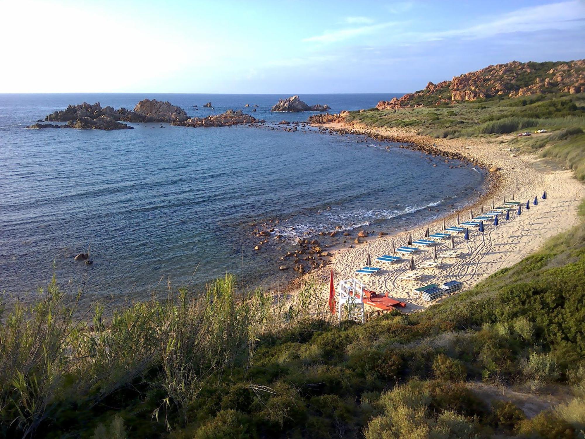 Gli Oleandri Di Calarossa - 5M Walk To The Beach Изола Роса Екстериор снимка